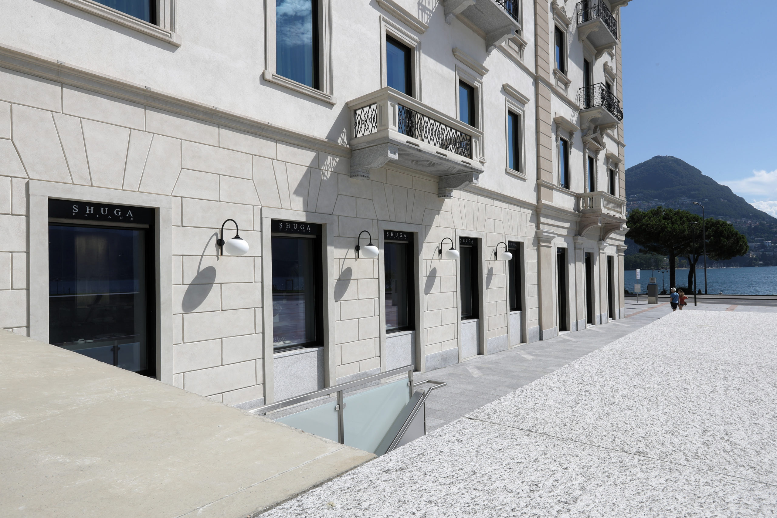 LUGANO, 26.07.2016 - Residenza Grand Palace, Piazza Bernardino Luini, 6900 Lugano.

copyright by immobiliare mantegazza sa / photo by remy steinegger - www.steineggerpix.com